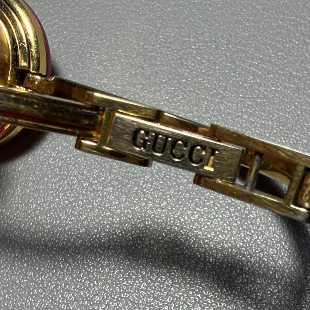 Vintage Gucci Gold Watch with Colorful Bezels - Picture 6 of 15